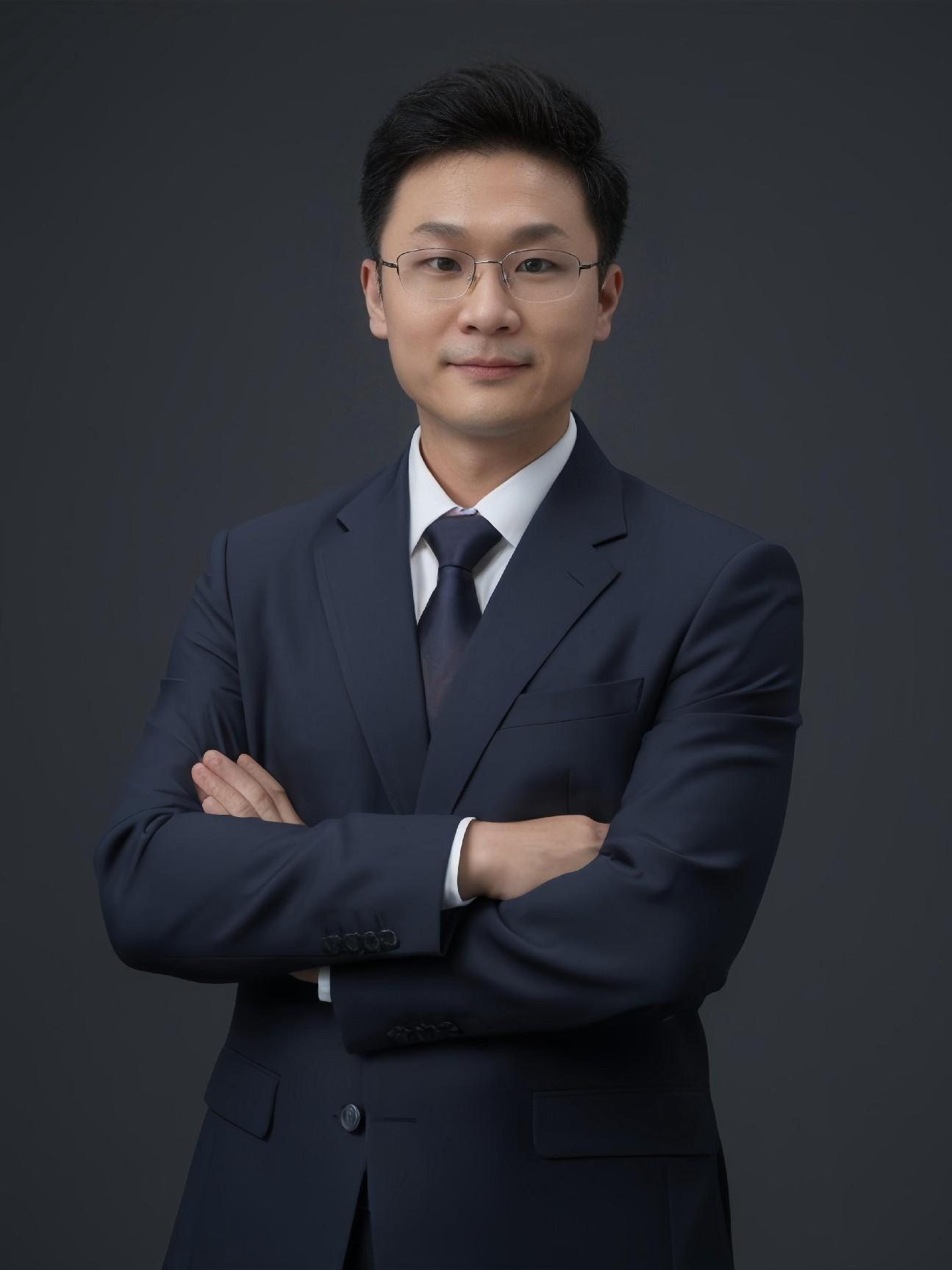 裴昱人